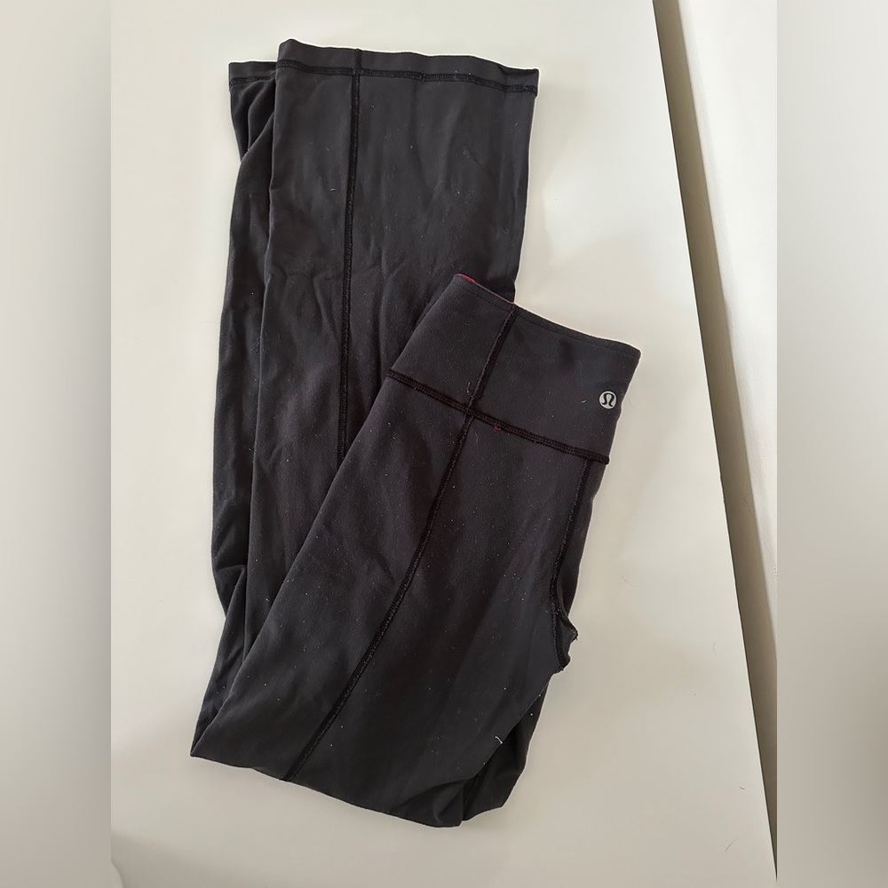 Lululemon groove pants, old style, reversible leggings.